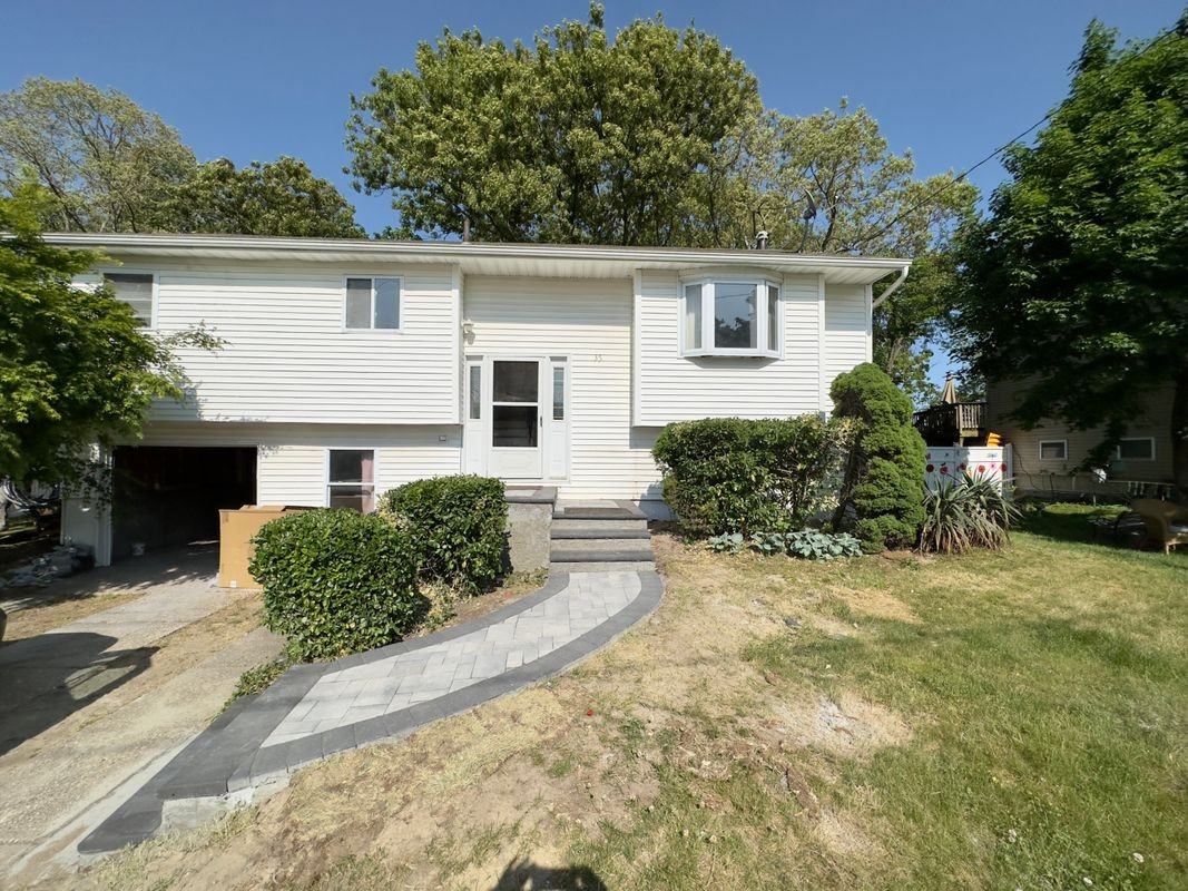 35 Mallard Avenue - Photo 2 of 3