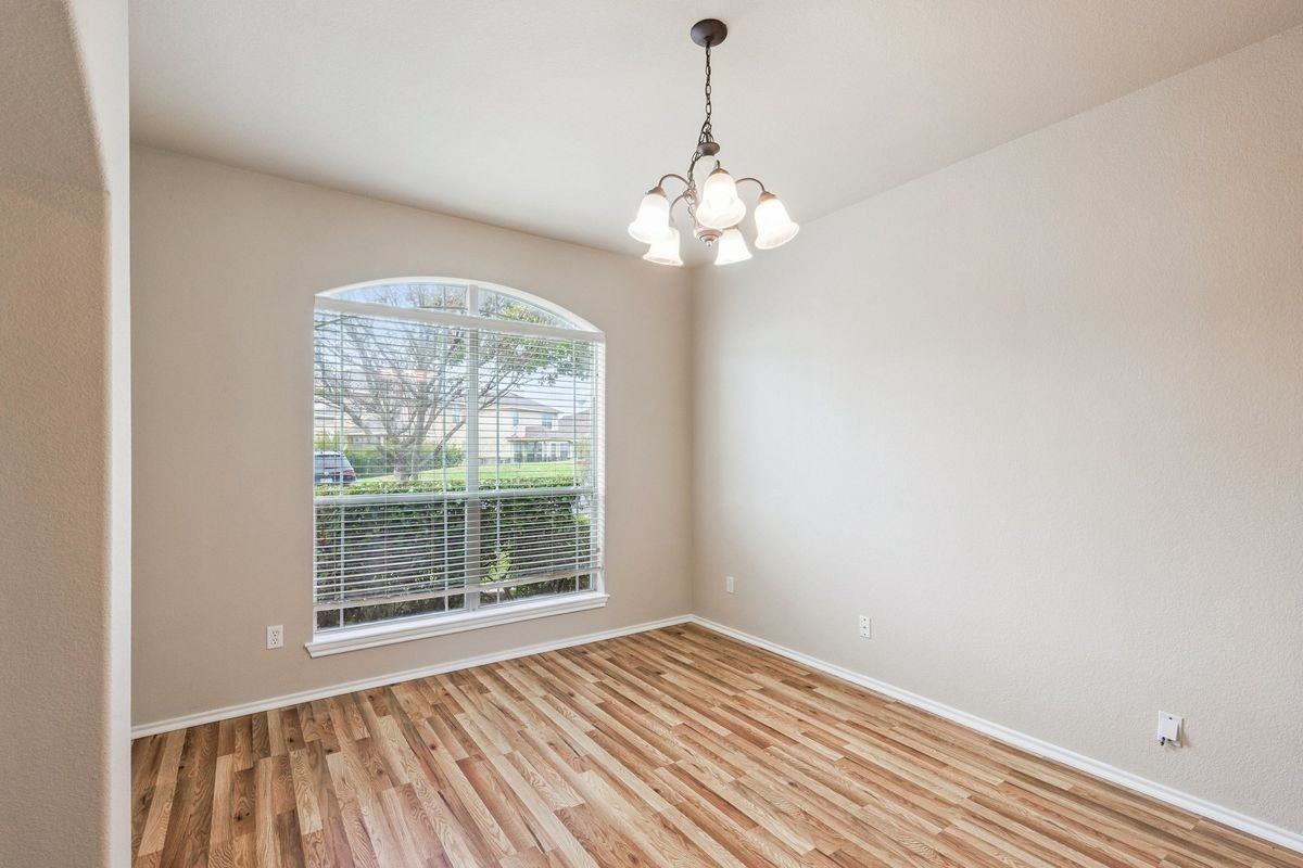 88 White Magnolia Circle - Photo 2 of 12
