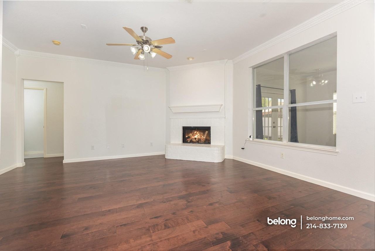 3611 3611 Valley Forge Drive - Photo 4 of 21