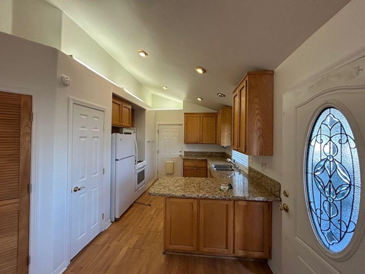 110 Victoria Lane - Photo 2 of 10