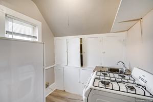 featured image of 200 Bond Street