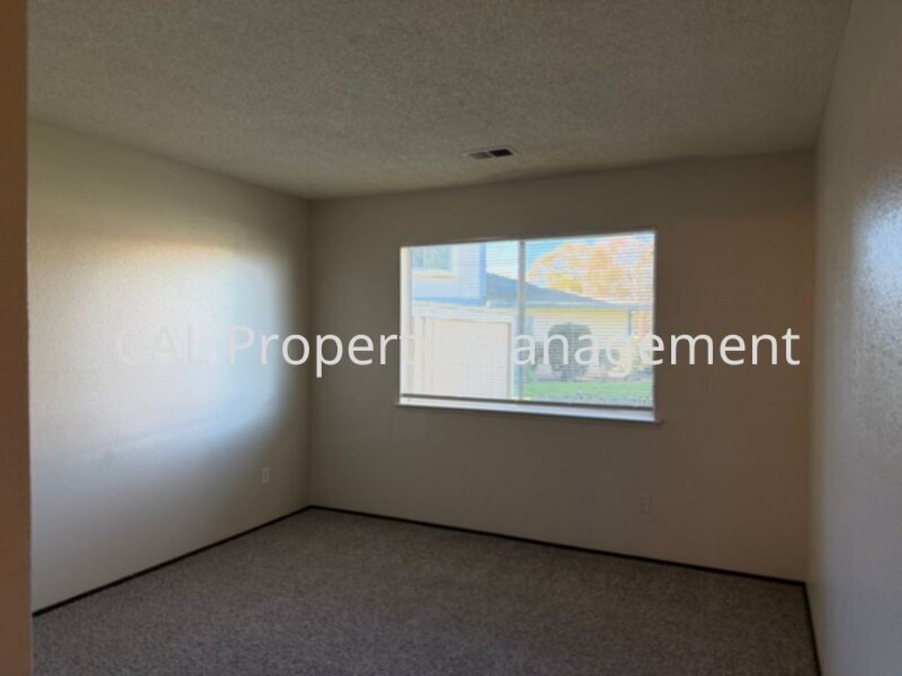 1831 Cherokee Dr - Photo 7 of 12