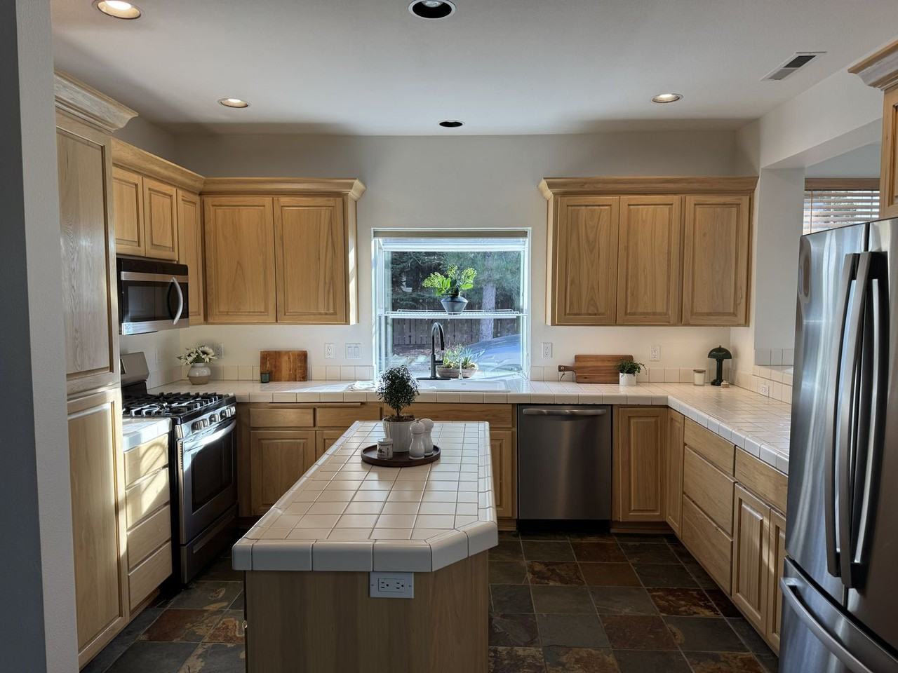 19397 Blue Lake Loop - Photo 4 of 24