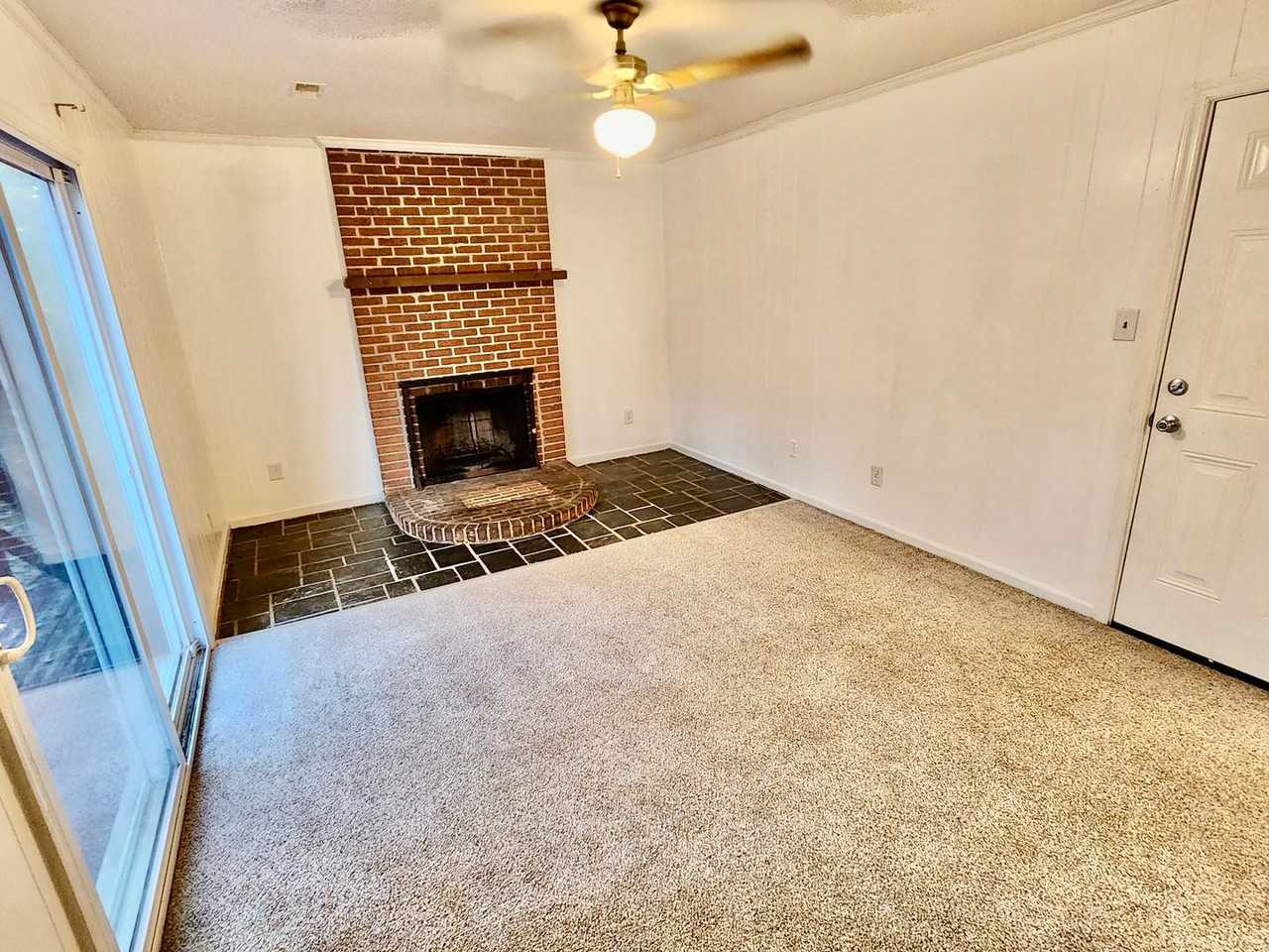 102 Chapel Hill Ln - Photo 6 of 18