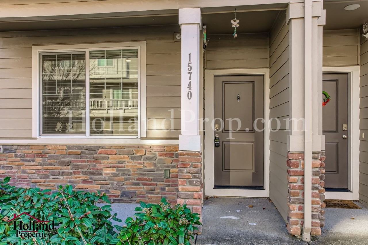 15740 Northwest Snowbush Lane - Photo 3 of 23