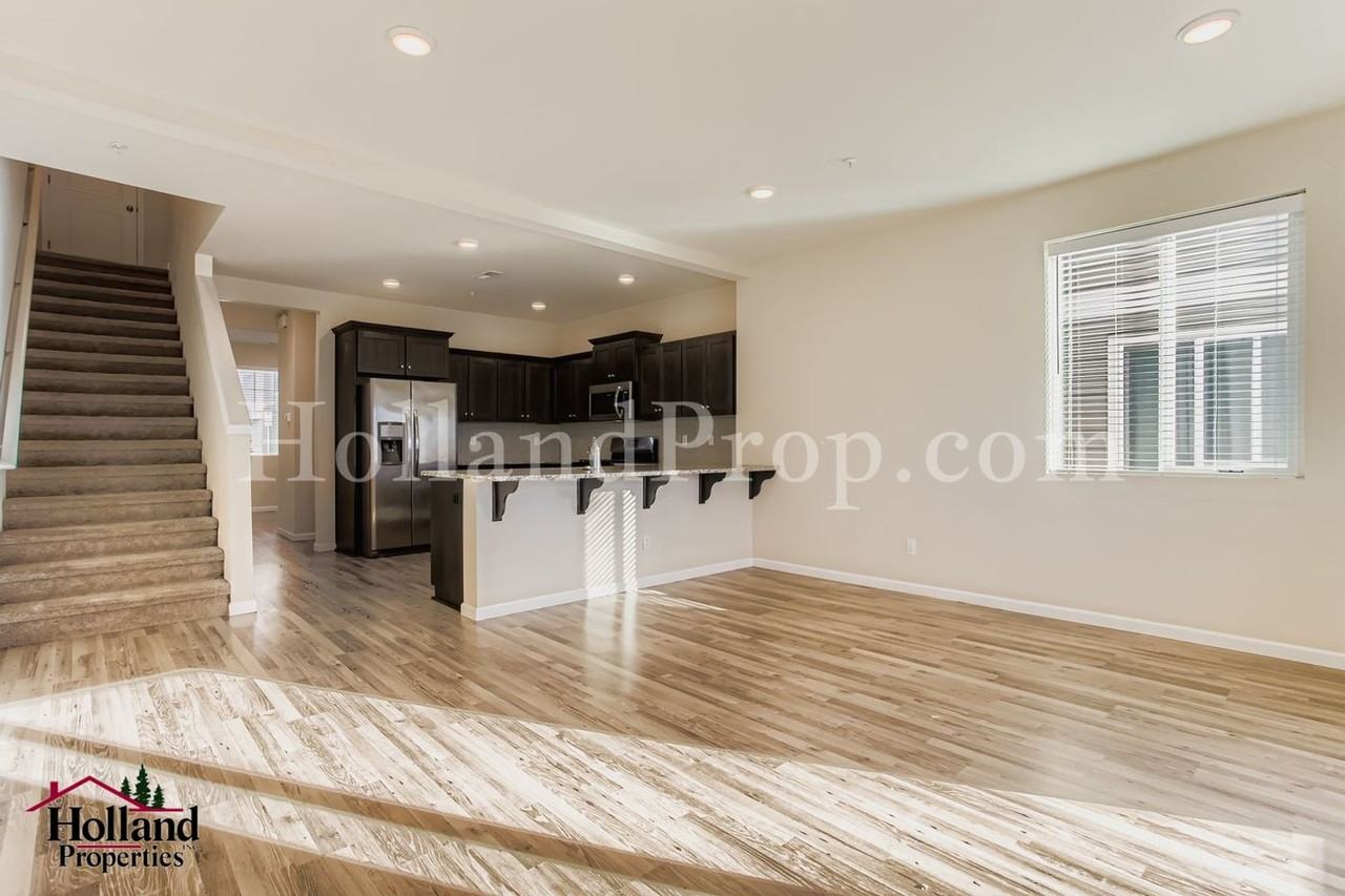 15740 Northwest Snowbush Lane - Photo 4 of 23