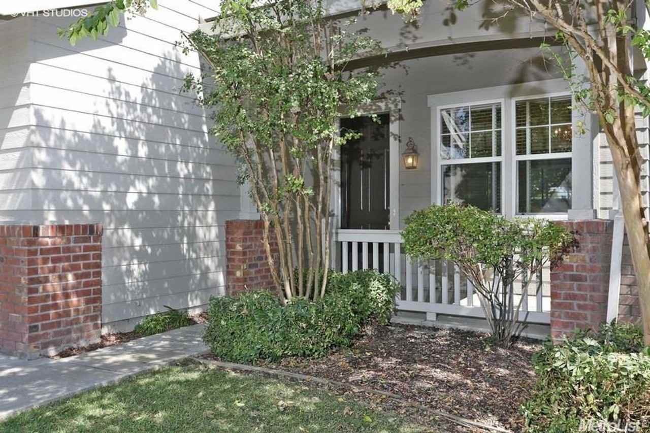 2035 Sherington Way - Photo 2 of 37