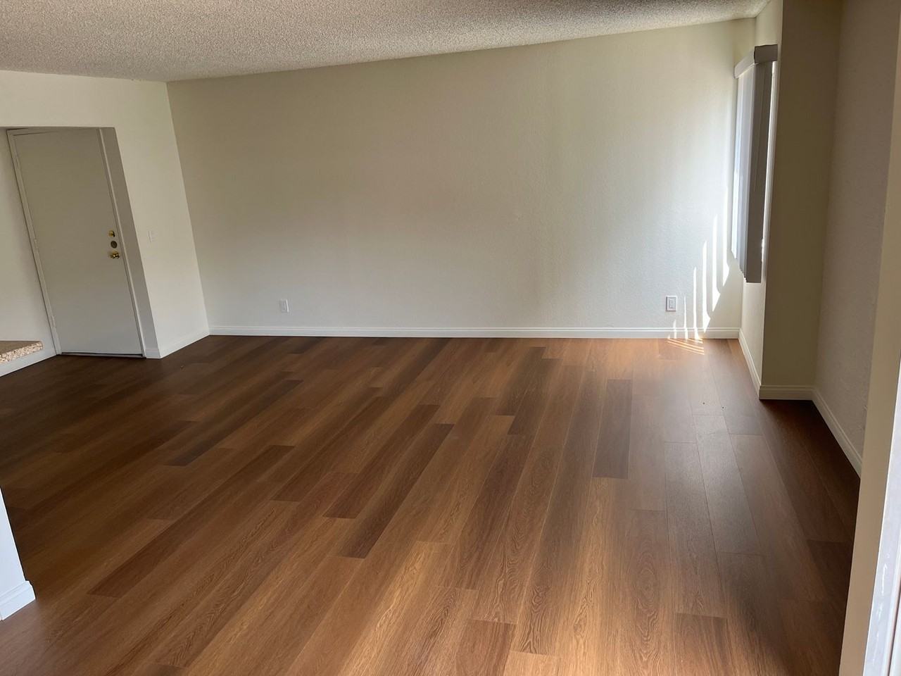 044 - Howard Highlands - Photo 7 of 14