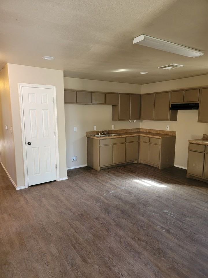 112 82nd Street - Photo 3 of 10
