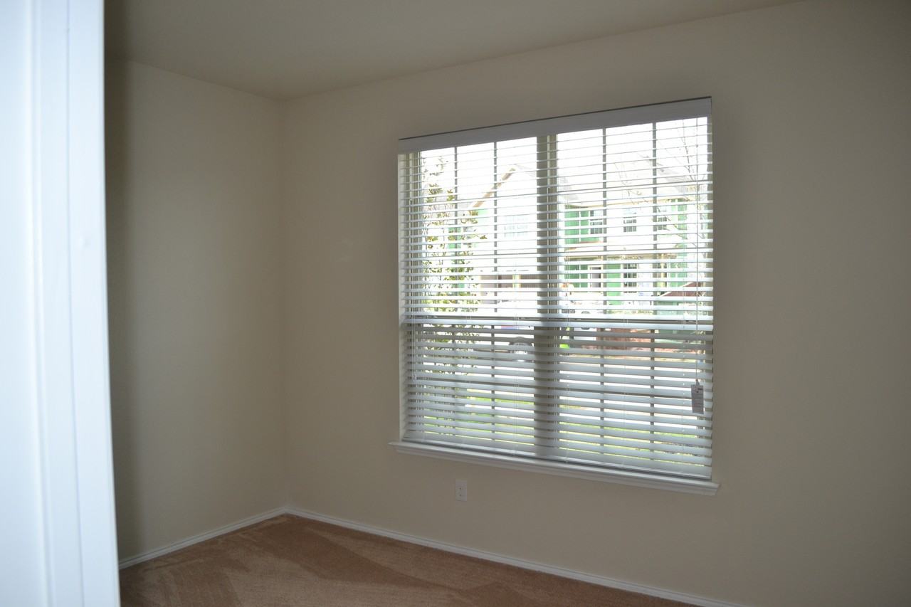 4509 Cormorant Dr - Photo 5 of 13