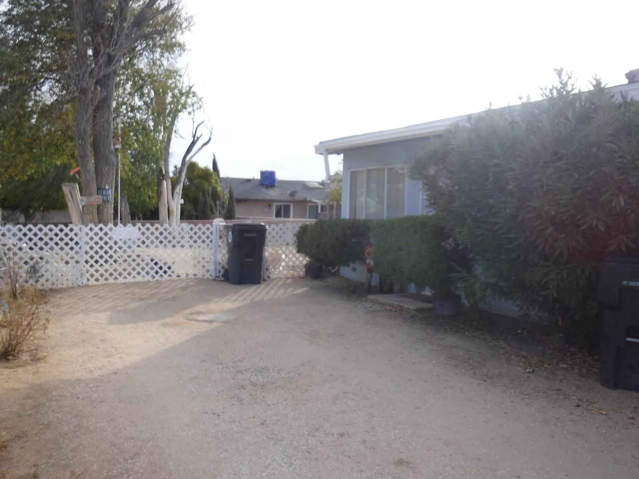 5004 - Photo 2 of 18