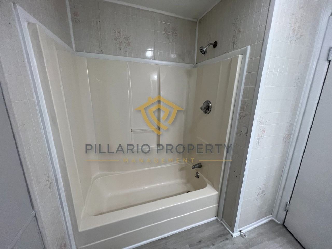 1734 N Riley Ave - Photo 6 of 9