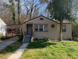 featured image of 2109 Thomas Avenue