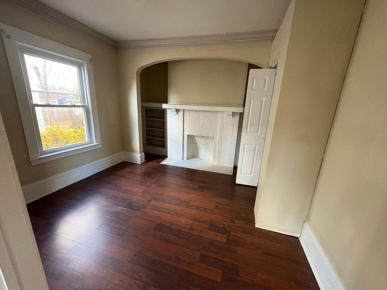 14809 Harvard Ave - Photo 2 of 5