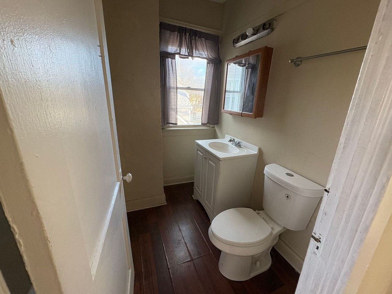 14809 Harvard Ave - Photo 5 of 5