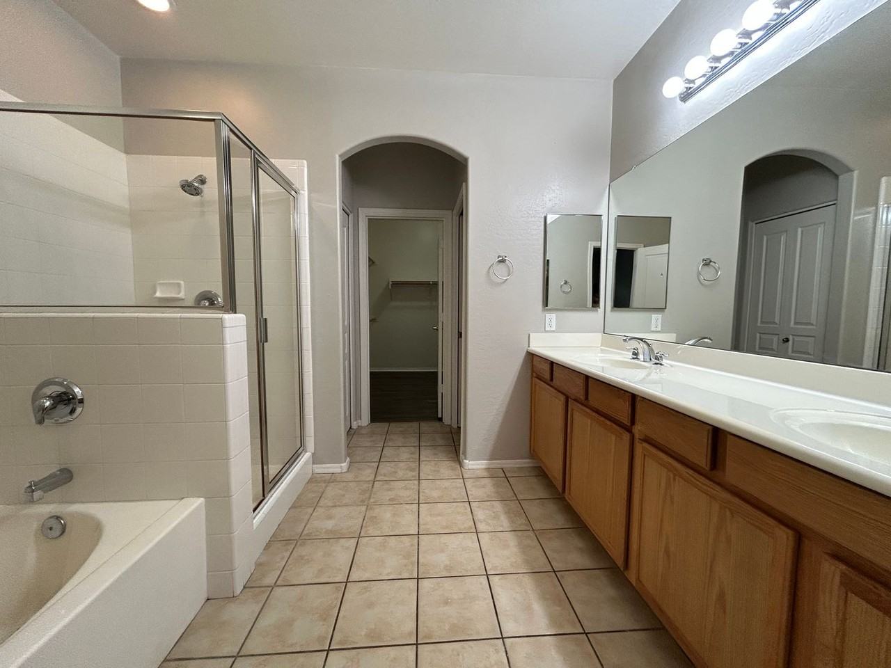 955 East Knox Road #254 - Photo 5 of 26