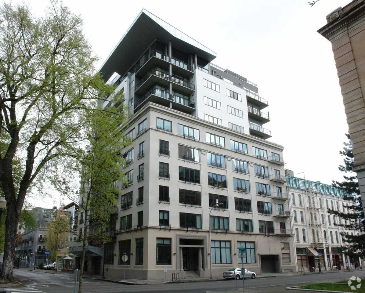 300 Nw 8th Ave #603 - Photo 2 of 15