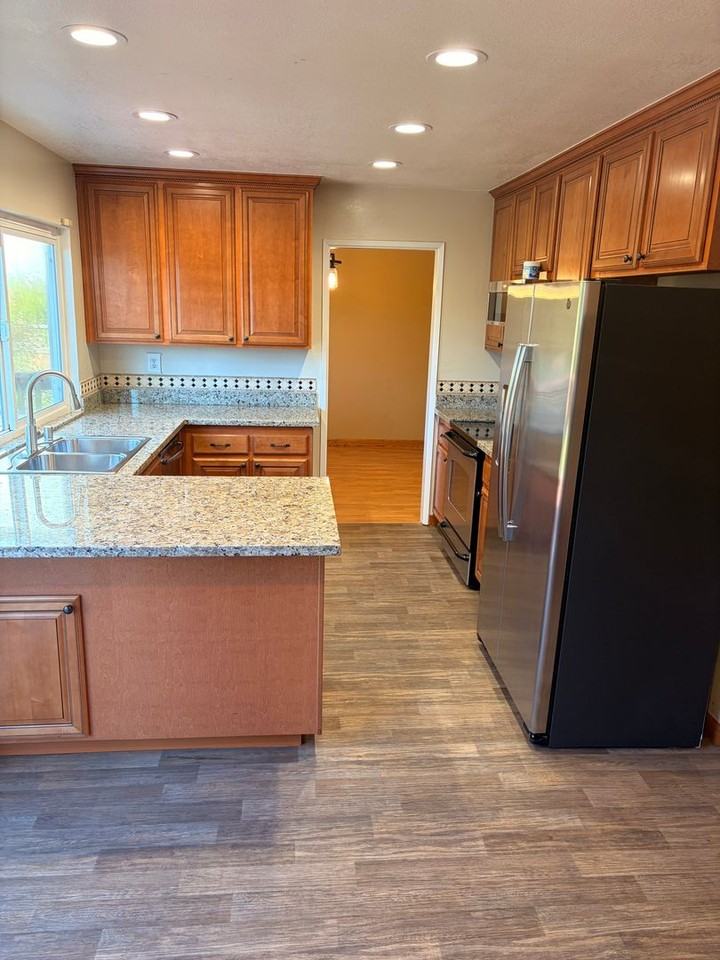 43 Park Essex Pl - Photo 5 of 26