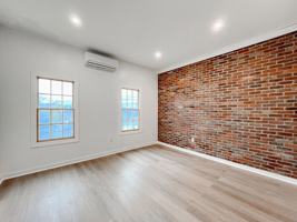 featured image of 208 Warren Street