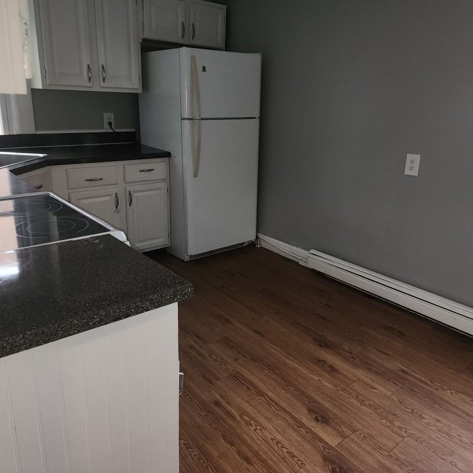 73 Pearl Street - Photo 2 of 7
