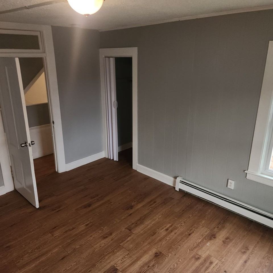 73 Pearl Street - Photo 3 of 7