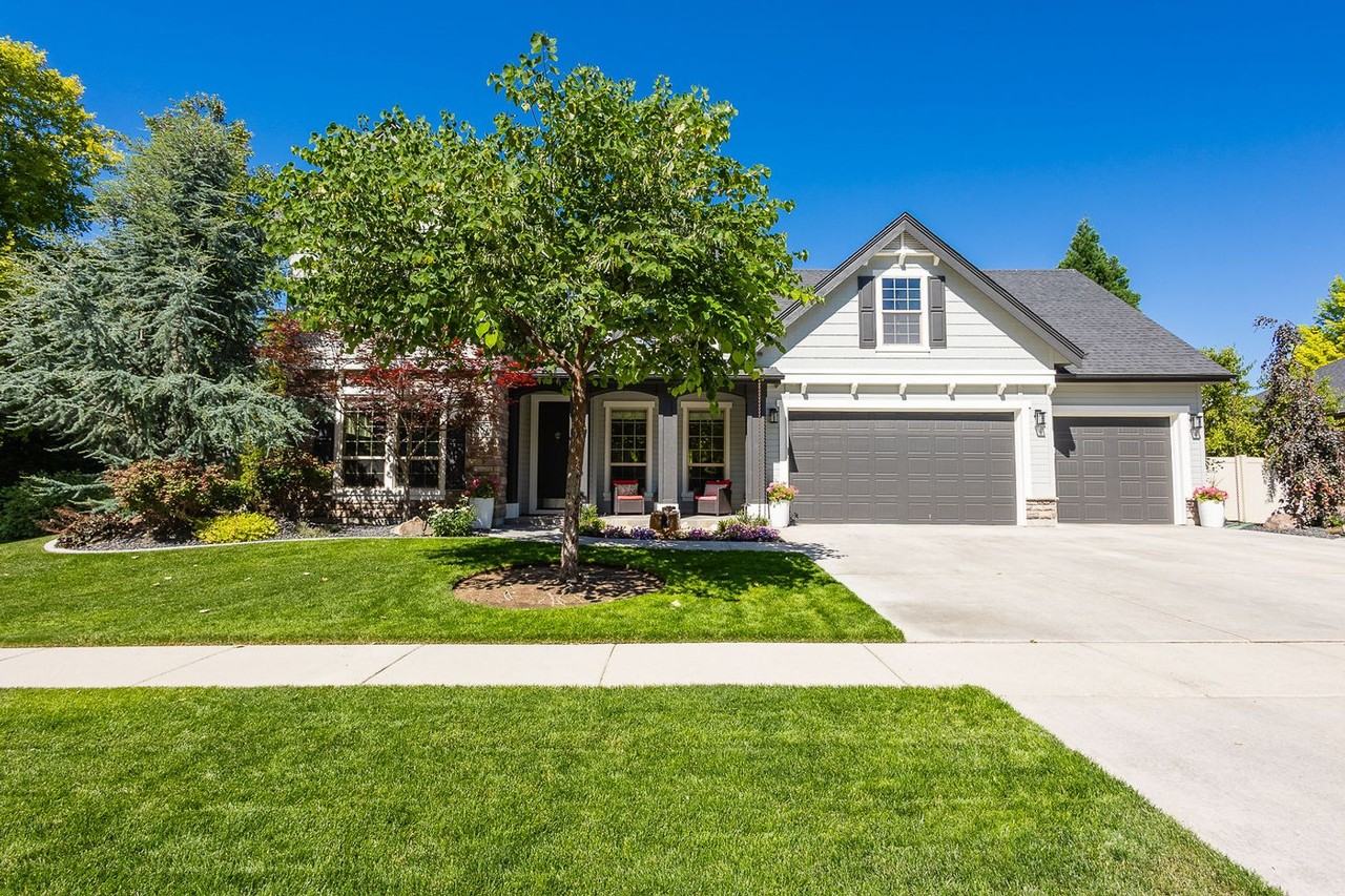 387 N Morning Glory Way #5499 - Photo 2 of 50