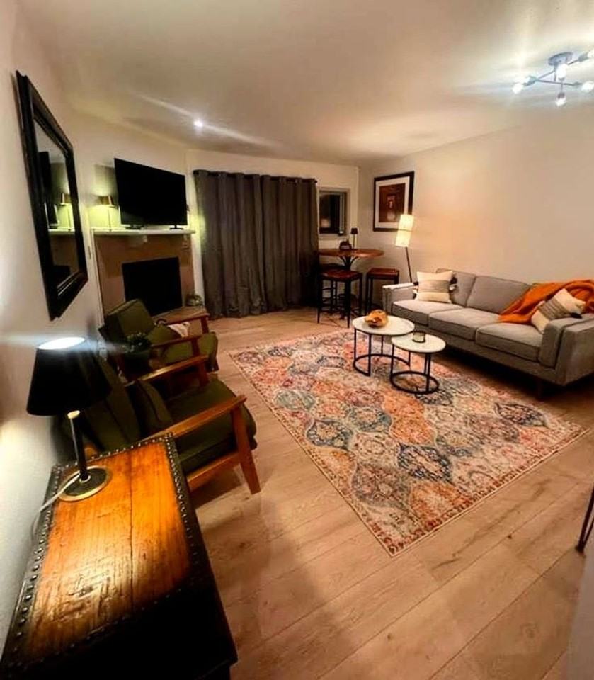 408 Bayview Drive #B - Photo 2 of 29