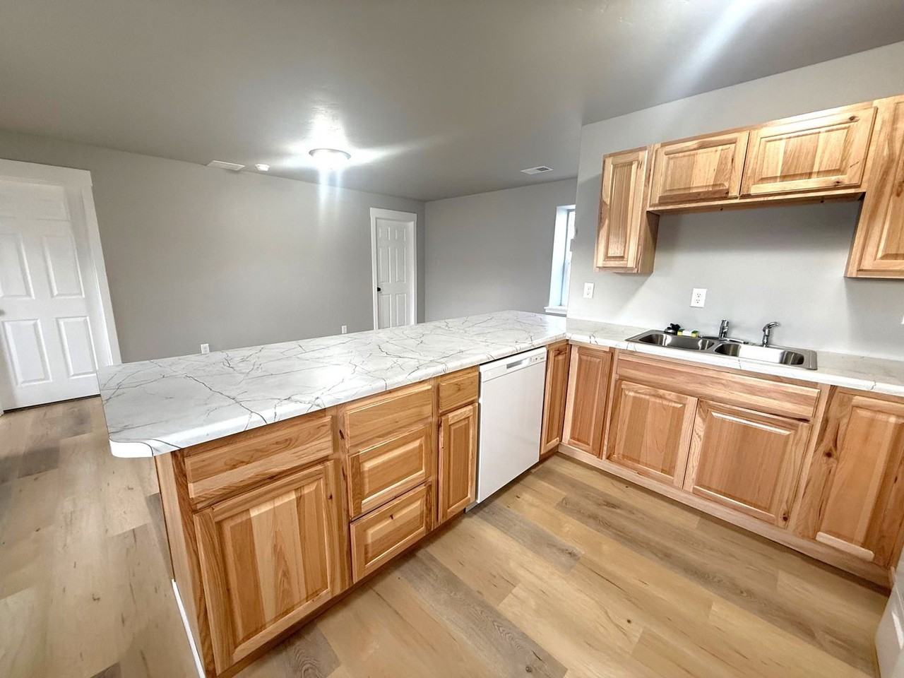 4312 Chalmers Street - Photo 3 of 11