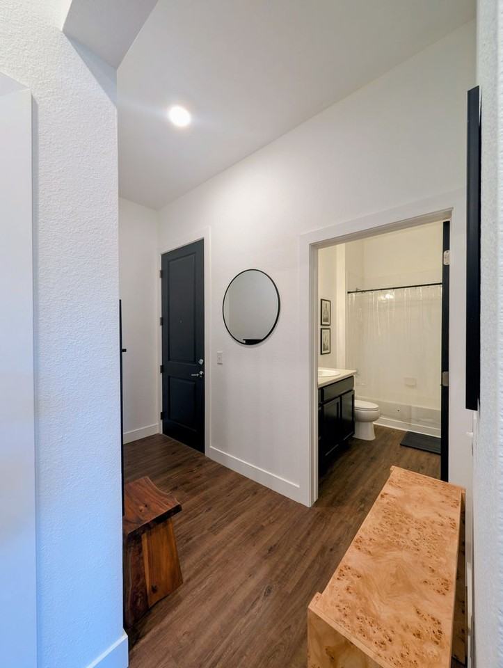 981 S Sable Blvd #102 - Photo 6 of 24