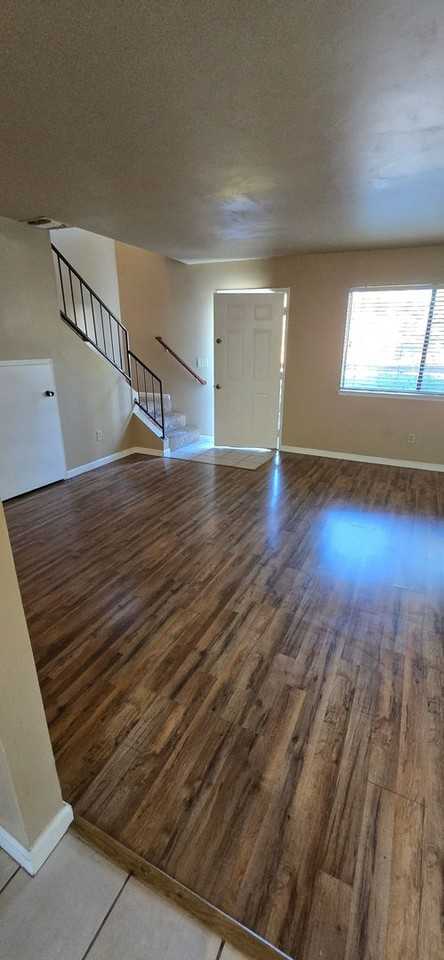 135 Olive Street - Photo 7 of 19