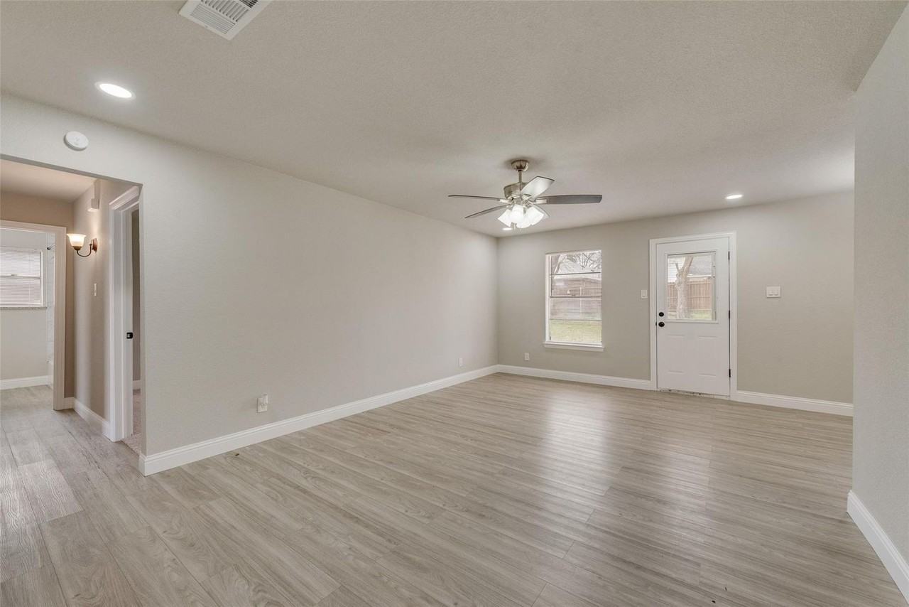 4809 Jordan Park Dr - Photo 5 of 34