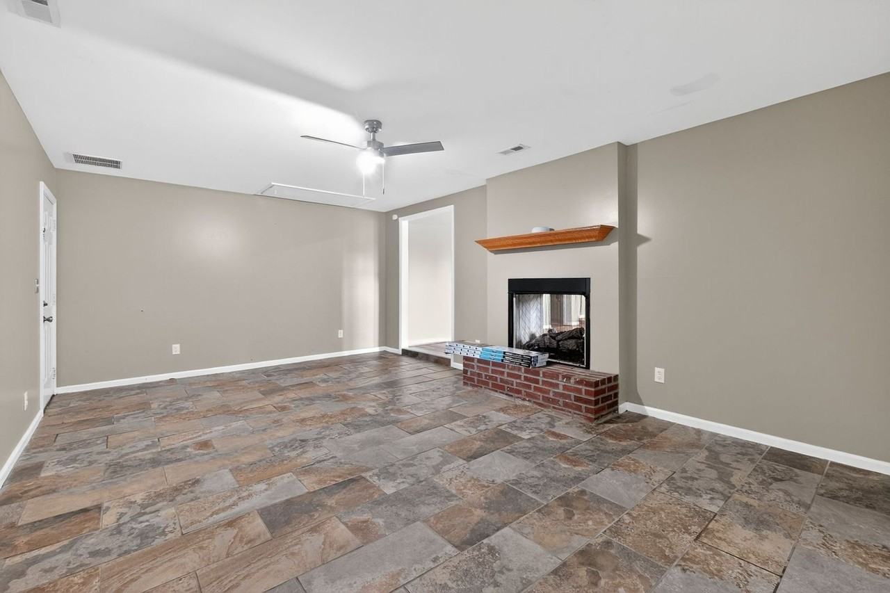 1186 Stixfield Ct - Photo 6 of 31