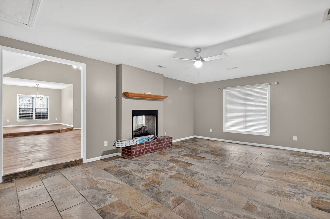 1186 Stixfield Ct - Photo 7 of 31