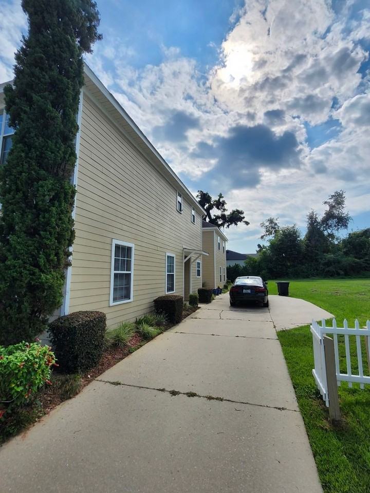 1219 Pinellas Street - Photo 2 of 19