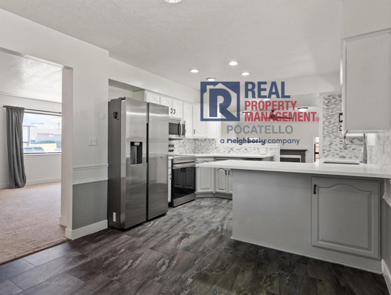 33 Temple Avenue - Photo 3 of 39