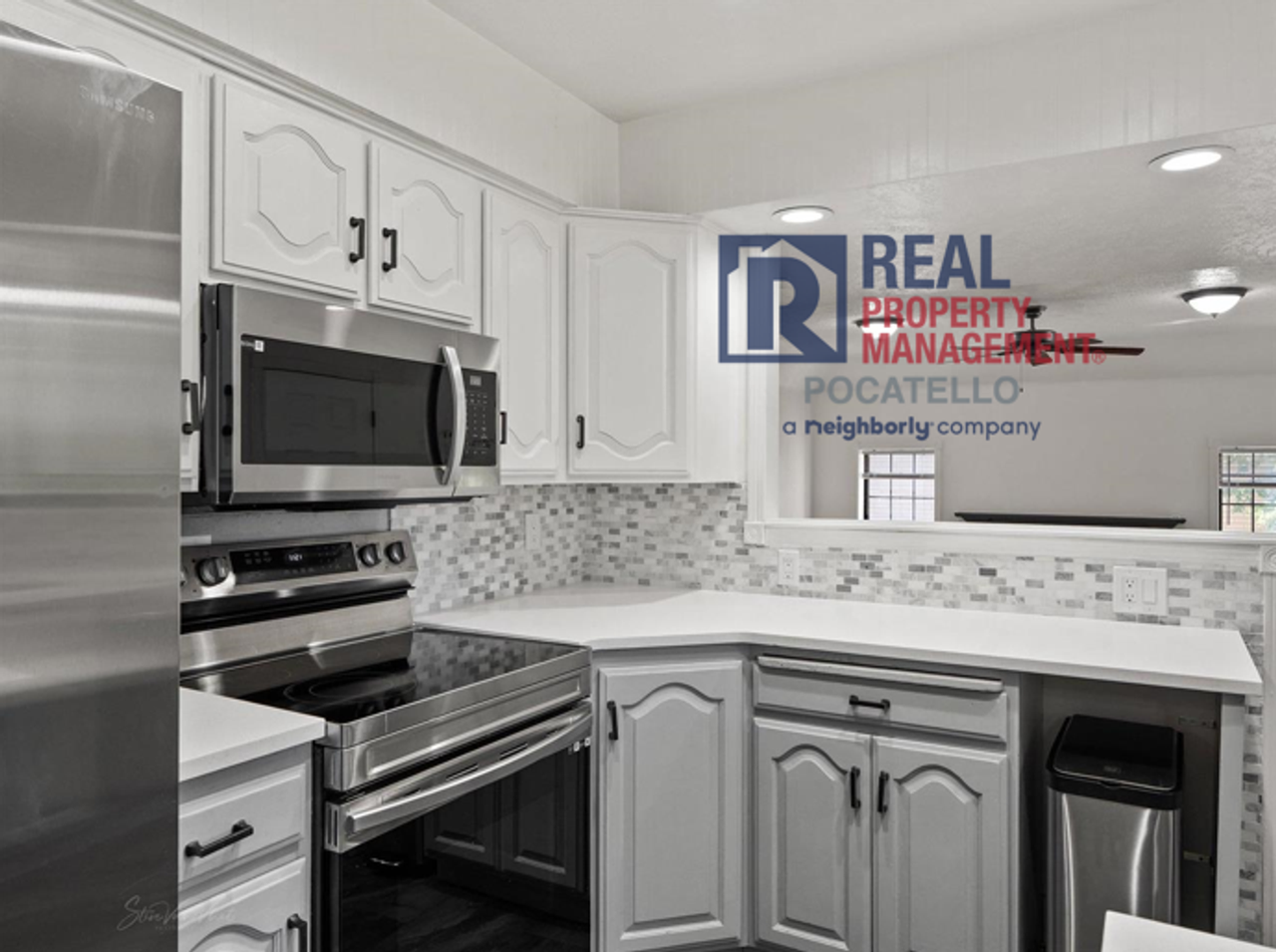 33 Temple Avenue - Photo 5 of 39