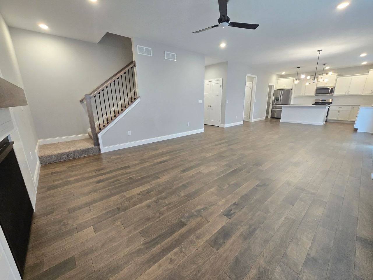 9 Brookstone Cir - Photo 3 of 40