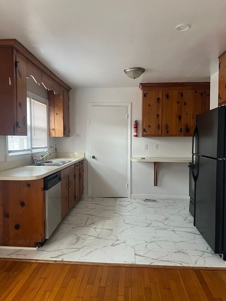 11 Markham Drive - Photo 7 of 21