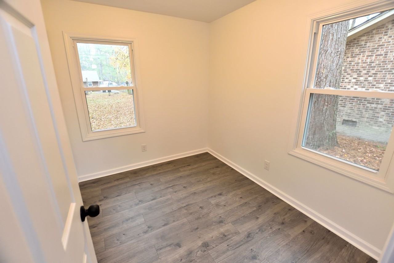 1709 Fountain Street - Photo 7 of 11