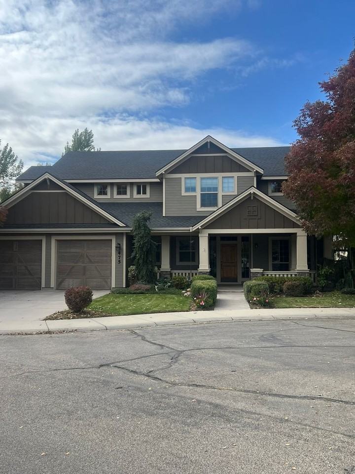 475 S Thornwood Way - Photo 3 of 20