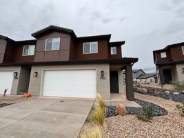 featured image of 3963 E Fossil Way #65