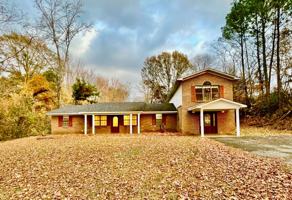 featured image of 2212 Mississippi Highway 145