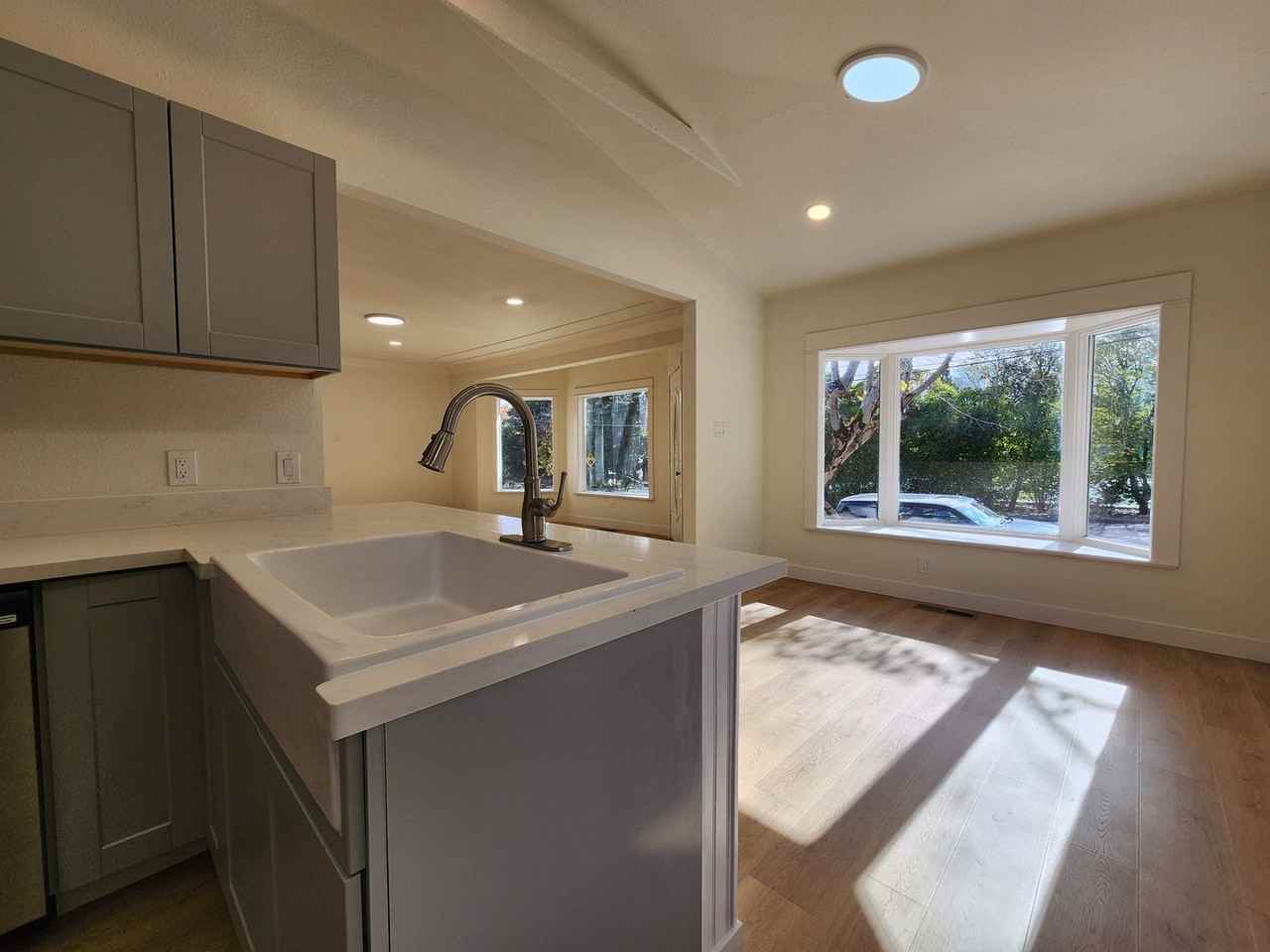 715 Boyes Blvd. - Photo 6 of 34