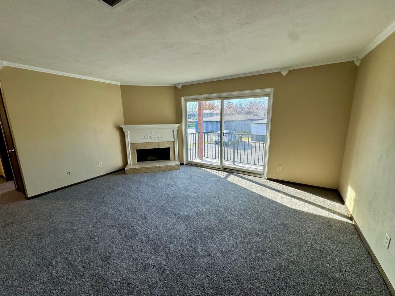 3045 4th St #6 - Photo 2 of 23