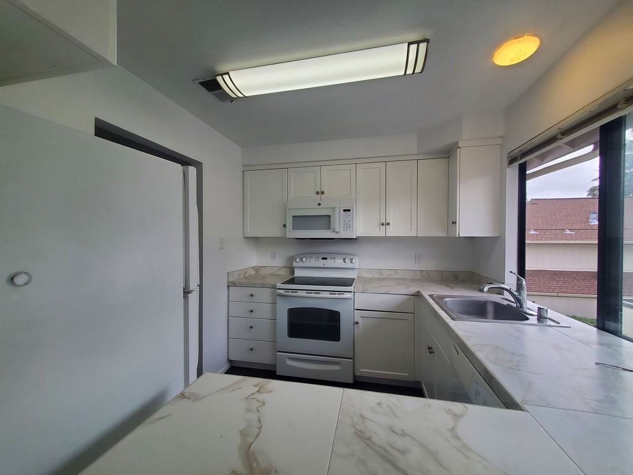 1755 Novato Boulevard - Photo 4 of 11