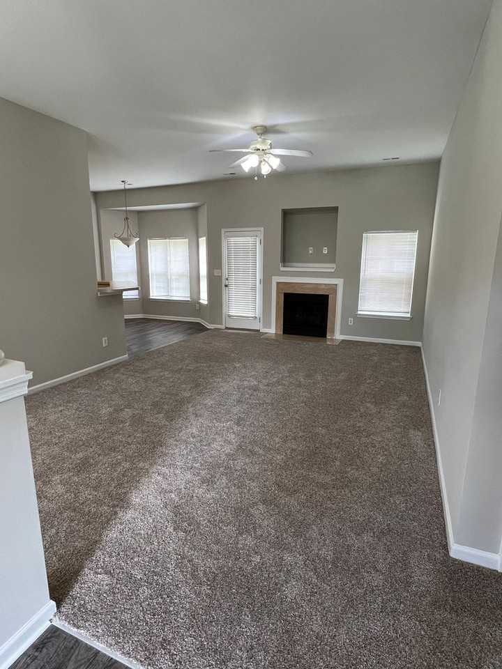 2918 Tindle Hill Lane - Photo 2 of 6