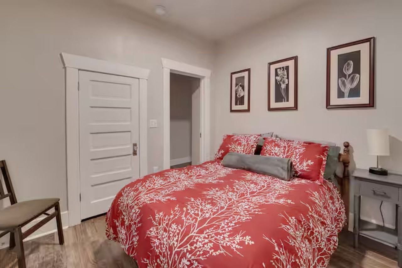 4003 North Post Street #1 - Photo 4 of 10