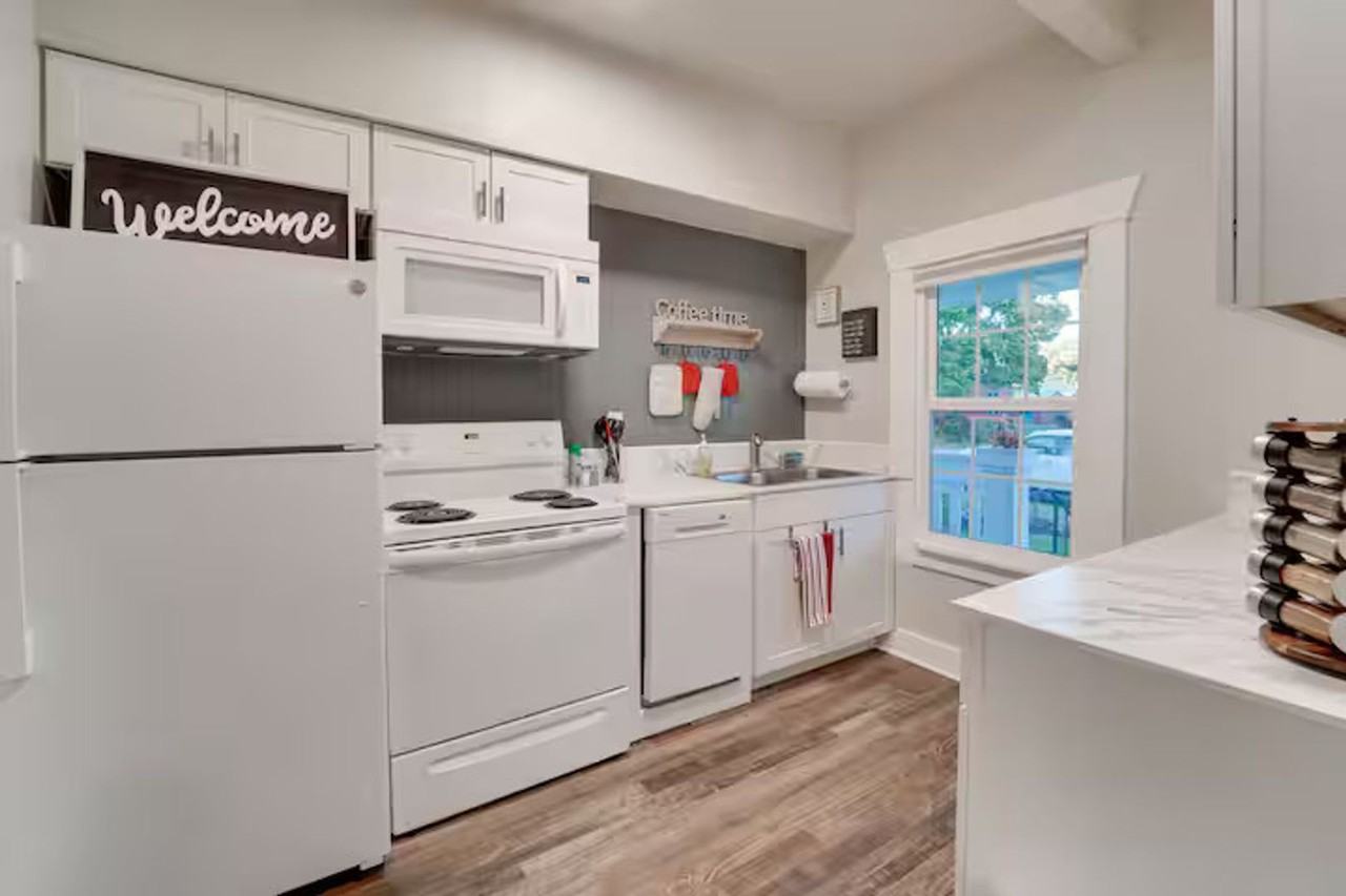 4003 North Post Street #1 - Photo 6 of 10