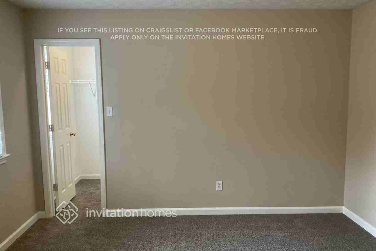 1515 Summit Chase Dr - Photo 7 of 12