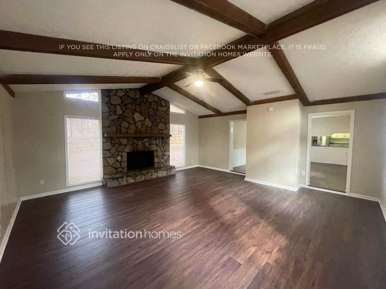 1234 Woodland Court Southeast - Photo 4 of 15